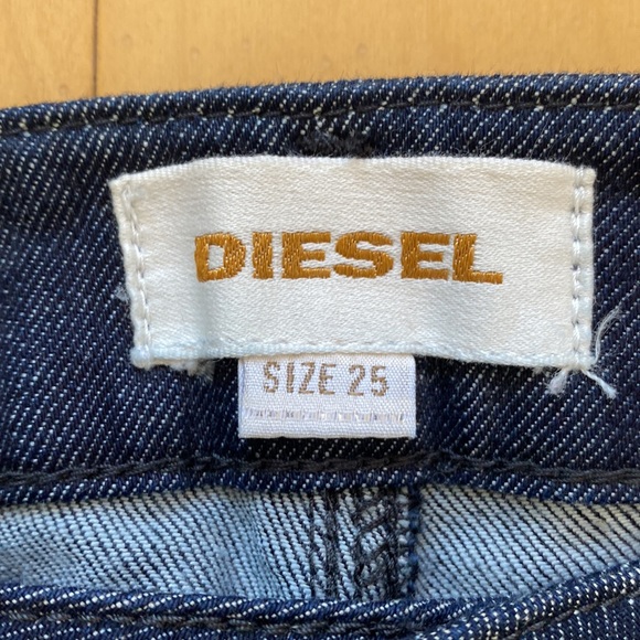Y2K Diesel Denim Mini Skirt - Picture 6 of 10